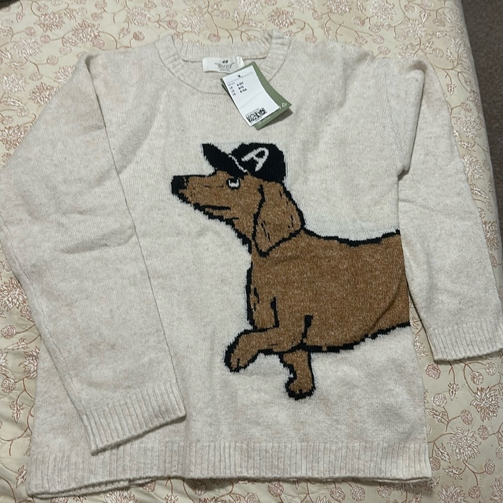 Kids sweater with dog detail